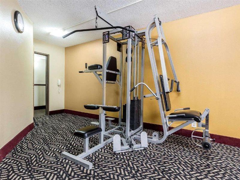 Quality Inn & Suites Bloomington University Area Exterior photo